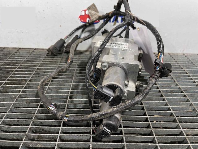 bontott BMW X5 Aktív Futómű Hidraulikus Szeleptömb