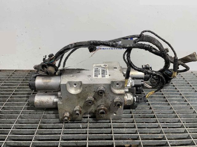 bontott BMW X5 Aktív Futómű Hidraulikus Szeleptömb