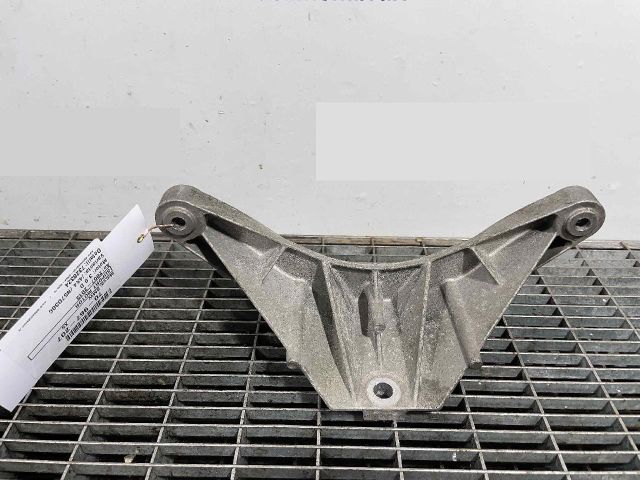 bontott BMW X5 Motor Tartó Bak (Pozíciófüggetlen)