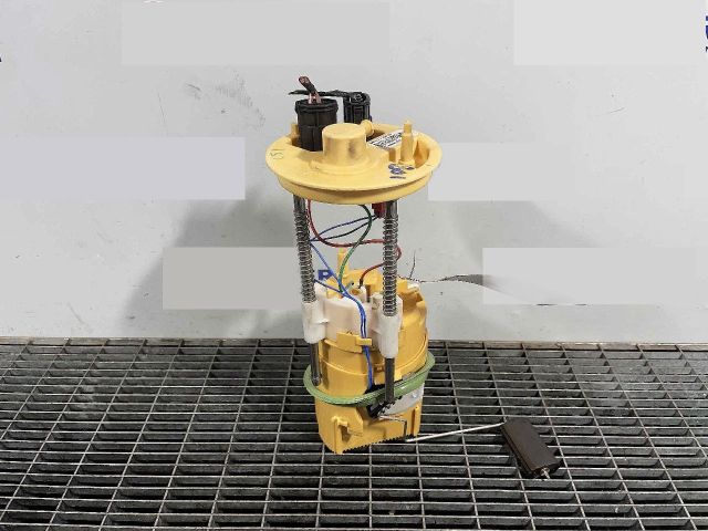 bontott BMW X5 Üzemanyag Szivattyú