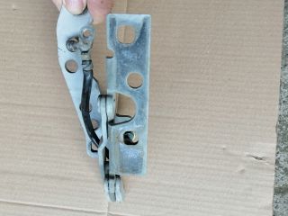 bontott BMW X5 Motorháztető Bal Zsanér