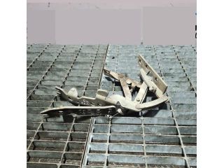 bontott BMW X5 Motorháztető Zsanér Pár