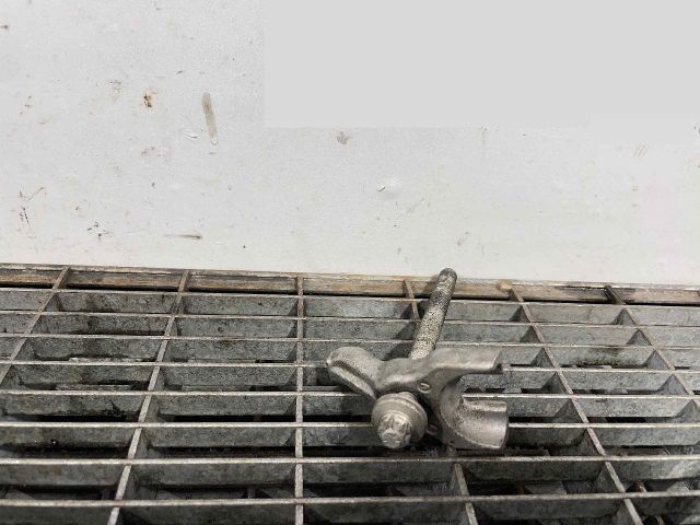 bontott BMW X5 Porlasztó Lefogató