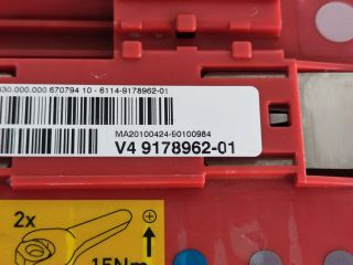 bontott BMW X5 Pozitív Kábel Elosztó