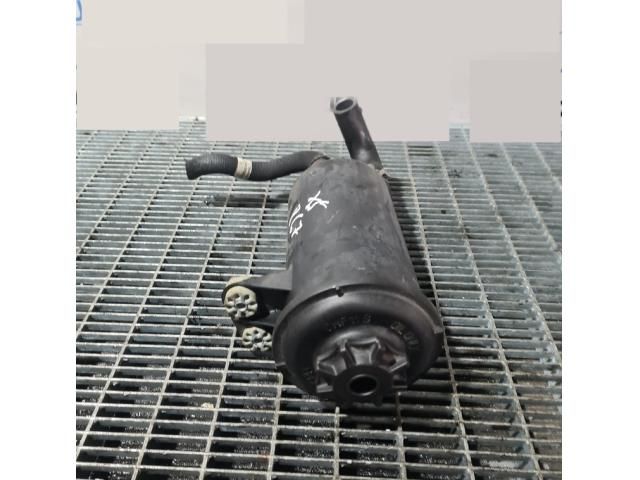 bontott BMW X5 Szervóolaj Tartály