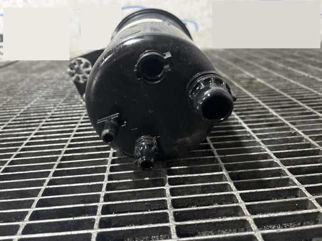 bontott BMW X5 Szervóolaj Tartály