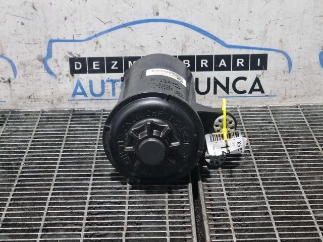 bontott BMW X5 Szervóolaj Tartály