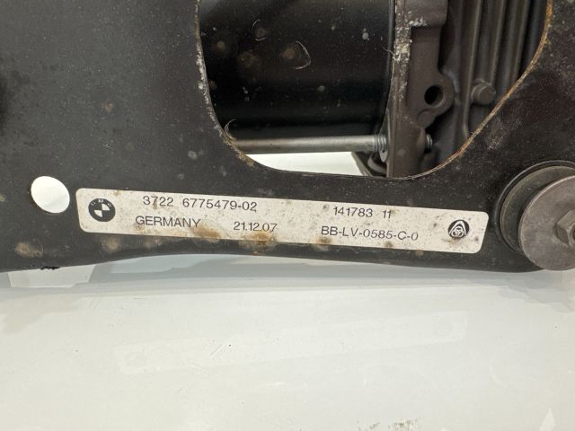 bontott BMW X5 Szintszabályzó Kompresszor