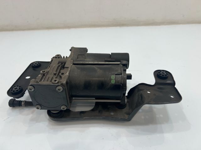 bontott BMW X5 Szintszabályzó Kompresszor