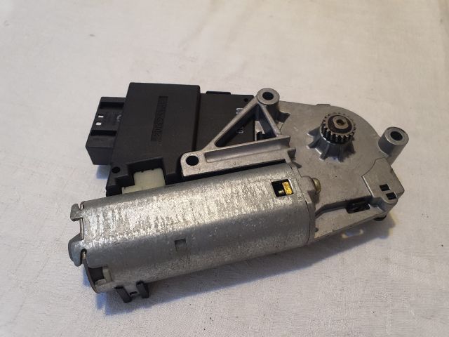 bontott BMW X5 Tetőablak Motor