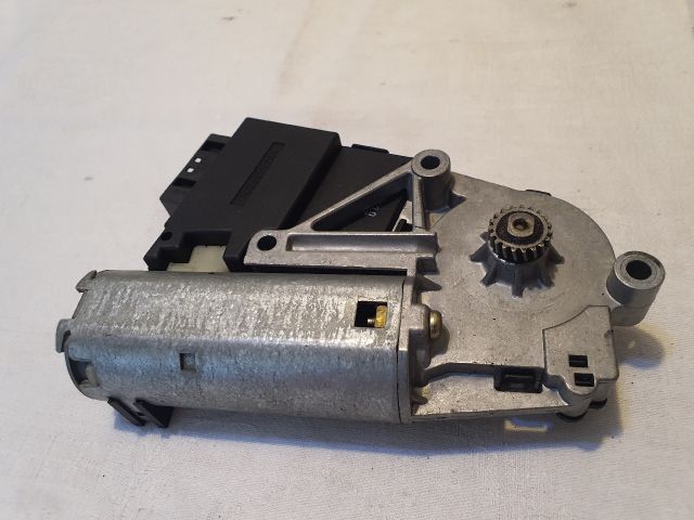 bontott BMW X5 Tetőablak Motor