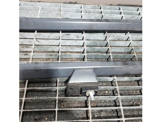 bontott BMW X5 Tetősín Pár