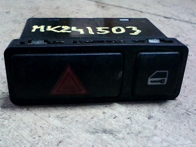 bontott BMW X5 Vészvillogó Kapcsoló