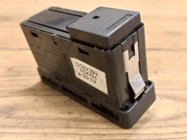 bontott BMW X5 Vészvillogó Kapcsoló