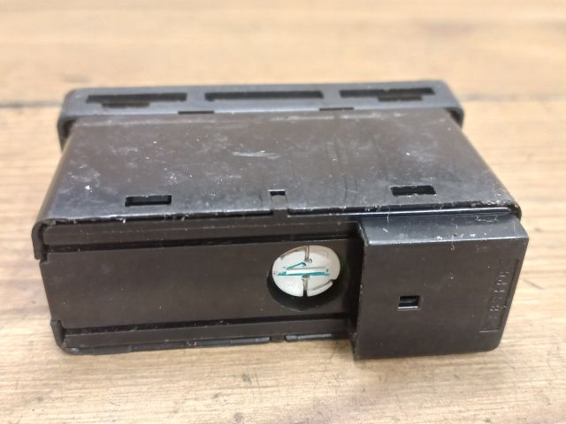 bontott BMW X5 Vészvillogó Kapcsoló