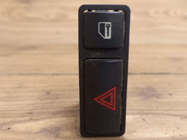 bontott BMW X5 Vészvillogó Kapcsoló