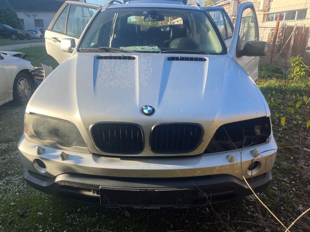bontott BMW X5 Vízhűtő Radiátor Tartó