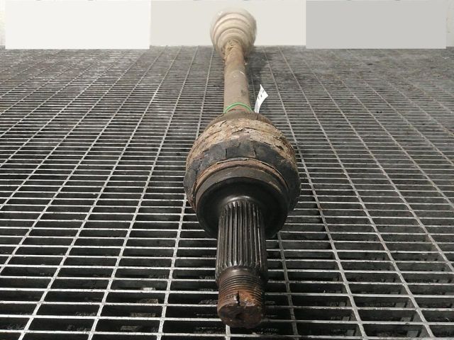 bontott BMW X5 Jobb hátsó Féltengely