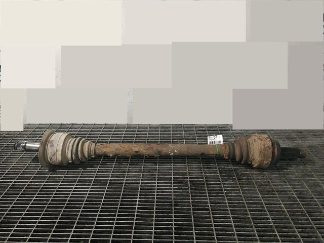 bontott BMW X5 Jobb hátsó Féltengely