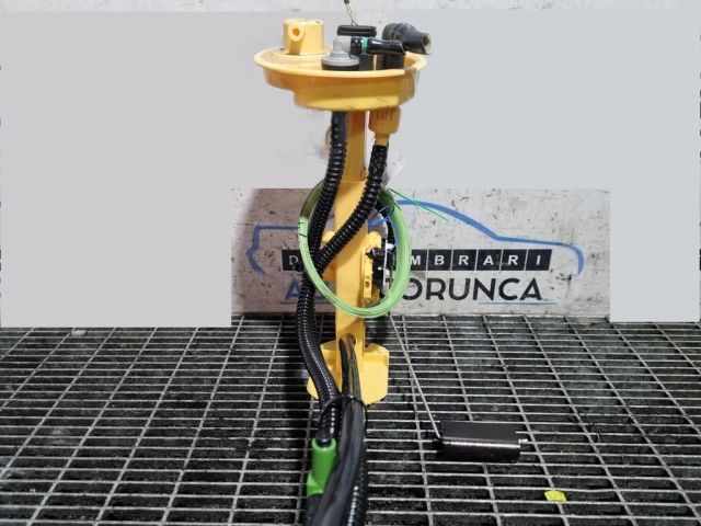 bontott BMW X5 Üzemanyagszint Jeladó