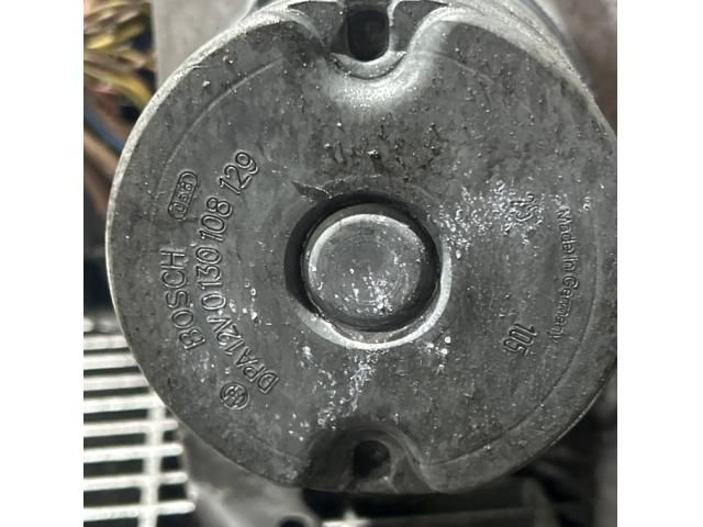 bontott BMW X5 ABS Kocka