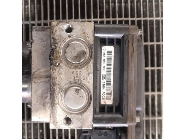 bontott BMW X5 ABS Kocka