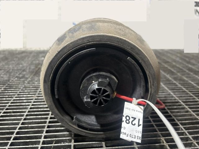 bontott BMW X5 Bal hátsó Rugó