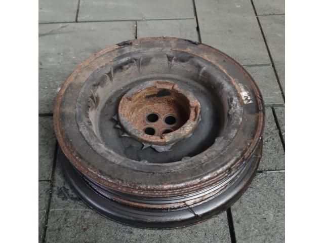 bontott BMW X5 Főtengely Szíjtárcsa