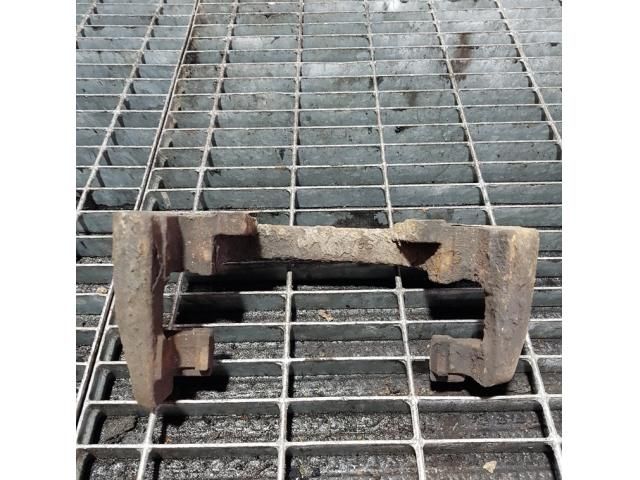 bontott BMW X5 Jobb első Fékkengyel