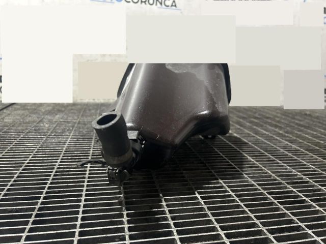 bontott BMW X5 Kiegyenlítő Tartály