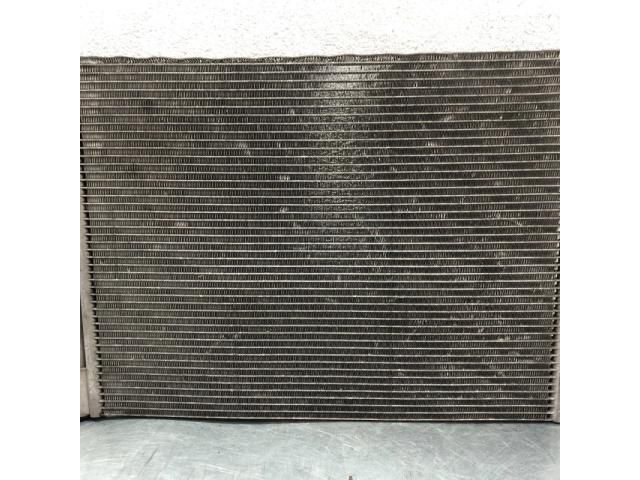 bontott BMW X5 Klímahűtő Radiátor