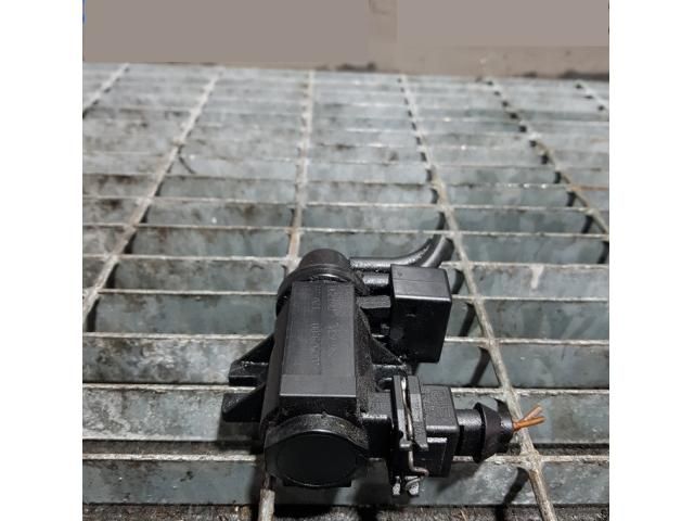 bontott BMW X5 Lefújószelep