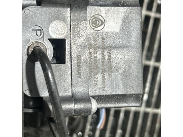 bontott BMW X5 Légkompresszor