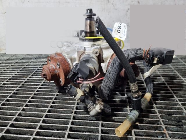 bontott BMW X5 Nagynyomású Szivattyú