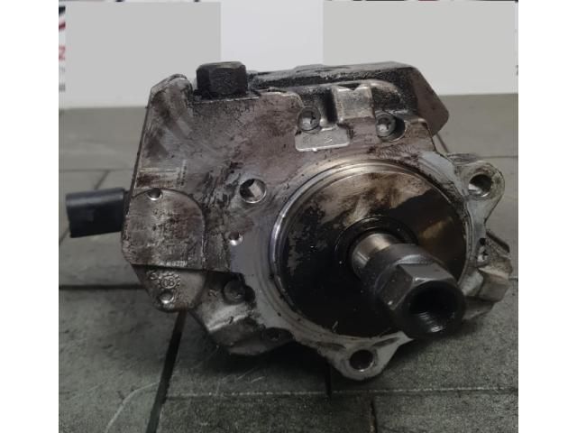 bontott BMW X5 Nagynyomású Szivattyú