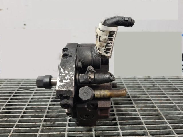 bontott BMW X5 Nagynyomású Szivattyú