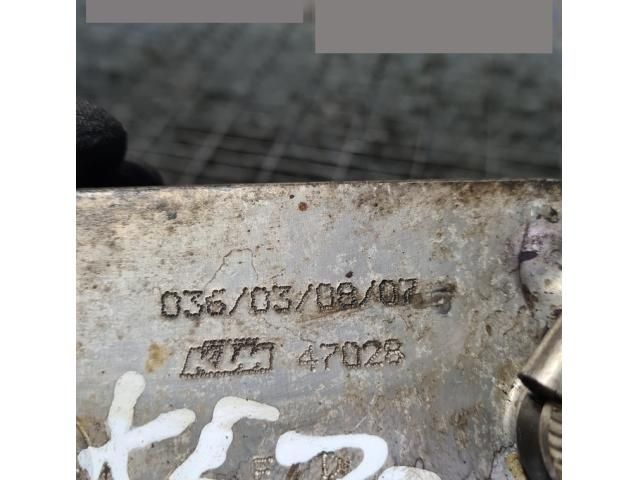 bontott BMW X5 Olajhűtő