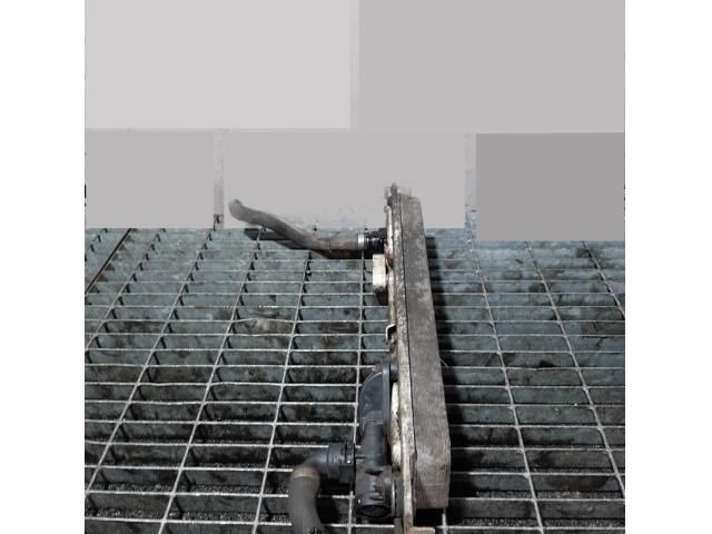 bontott BMW X5 Olajhűtő