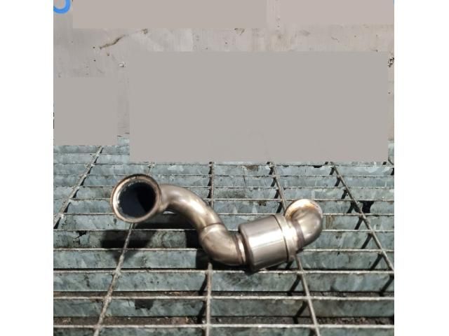 bontott BMW X5 Turbócső