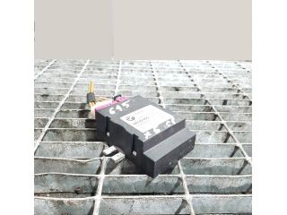 bontott BMW X5 Üzemanyag Szivattyú Relé