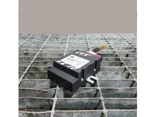 bontott BMW X5 Üzemanyag Szivattyú Relé