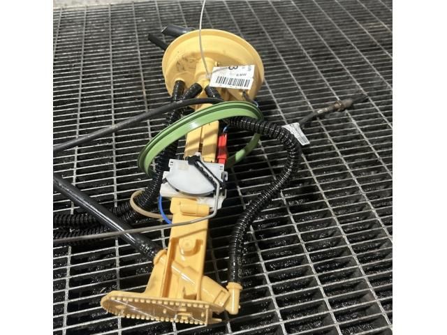 bontott BMW X5 Üzemanyagszint Jeladó