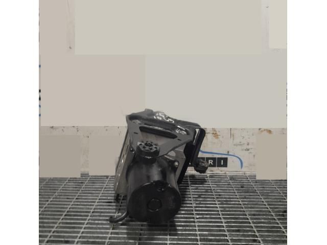 bontott BMW X5 ABS Kocka