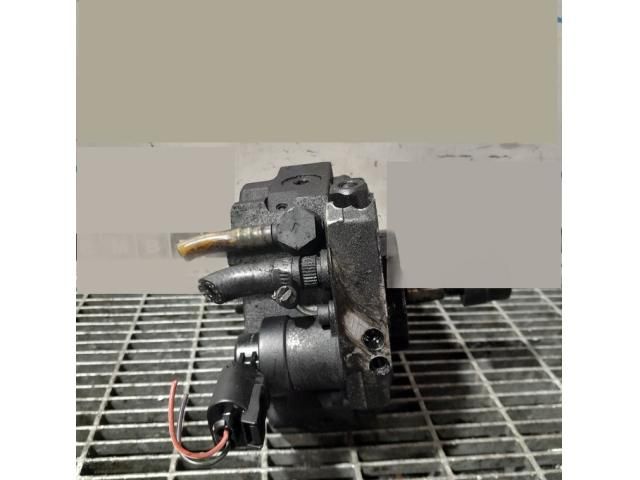 bontott BMW X5 Nagynyomású Szivattyú