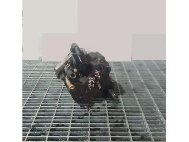 bontott BMW X5 Nagynyomású Szivattyú