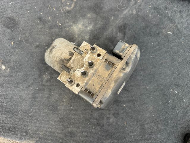 bontott BMW X5 ABS Kocka