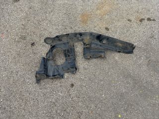 bontott BMW X5 Bal Féltengely Porvédő Lemez