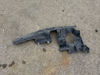 bontott BMW X5 Bal Féltengely Porvédő Lemez