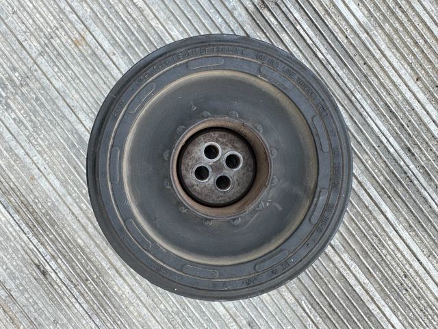 bontott BMW X5 Főtengely Szíjtárcsa