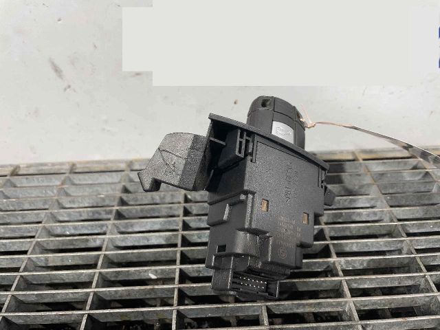 bontott BMW X5 Gyújtáskapcsoló